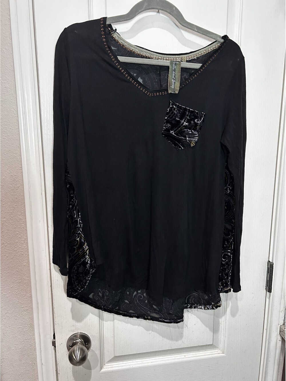 Aratta Silent Journey V-neck Velvet Burnout Top Black Sz S Black